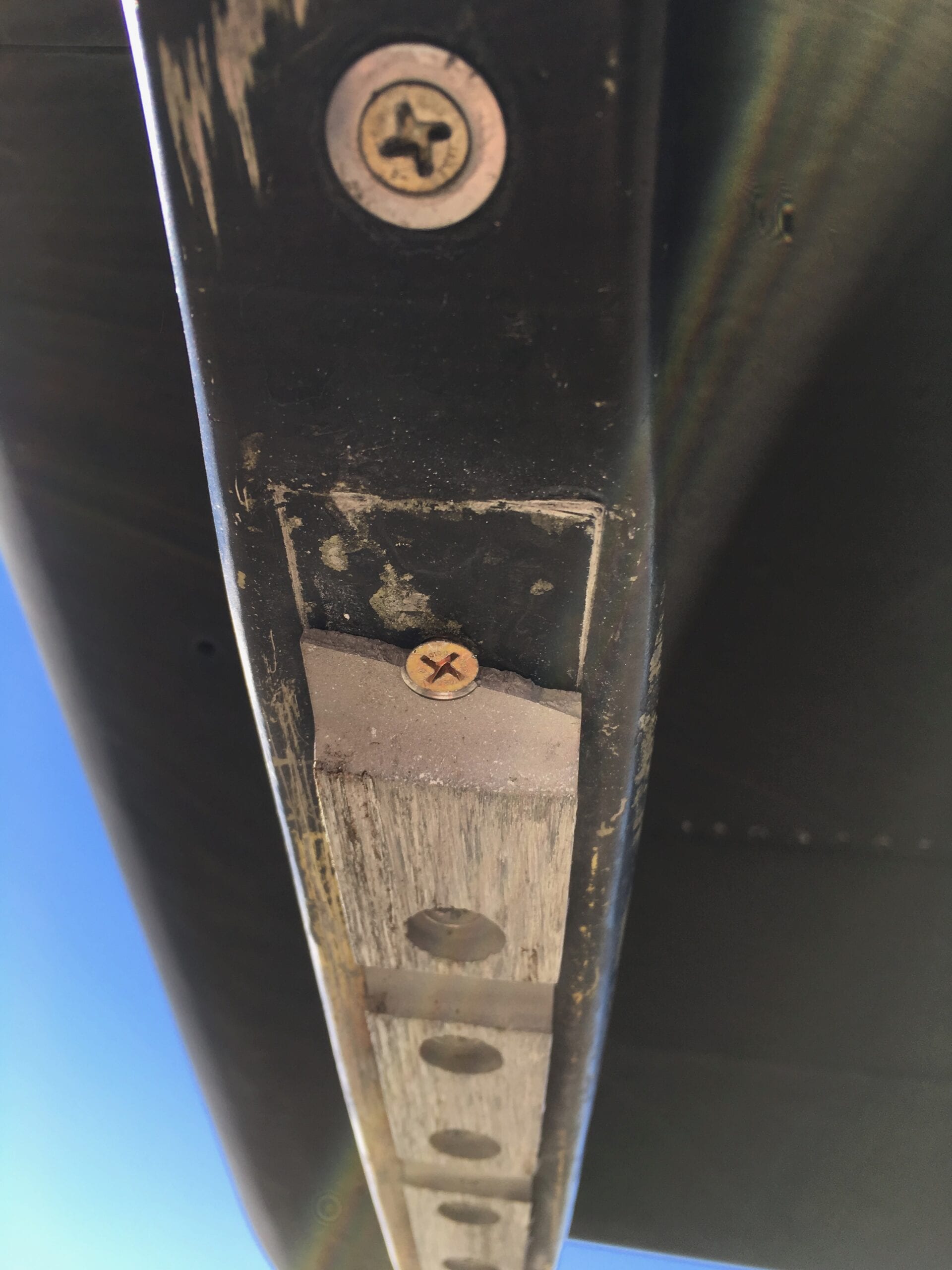 damage to the skid plate on the wingtip